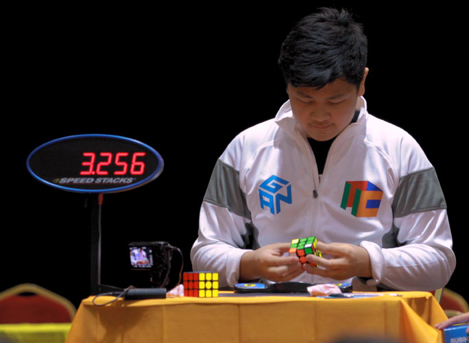 A Teen With Autism Becomes Rubik S Cube Guinness World Record